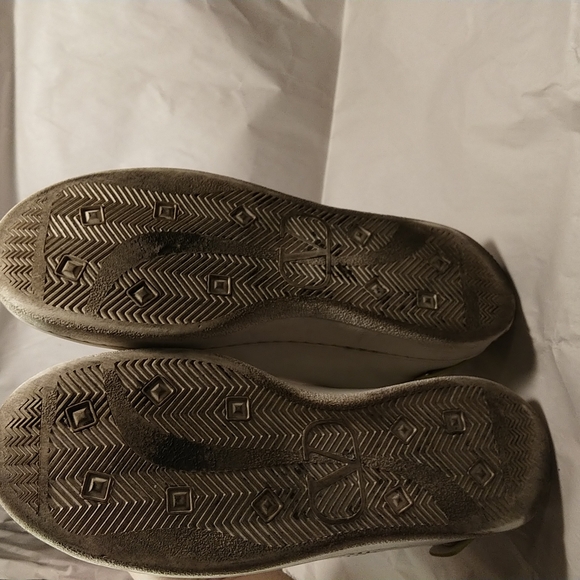 VALENTINO WHITE AND GREEN VALENTINO GARAVANI VLOGO BACKNET SNEAKERS - Picture 7 of 9